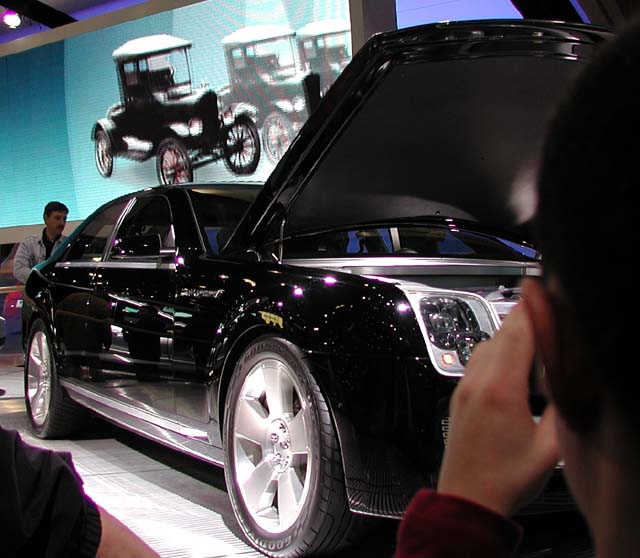 NYAutoShow-Ford-154