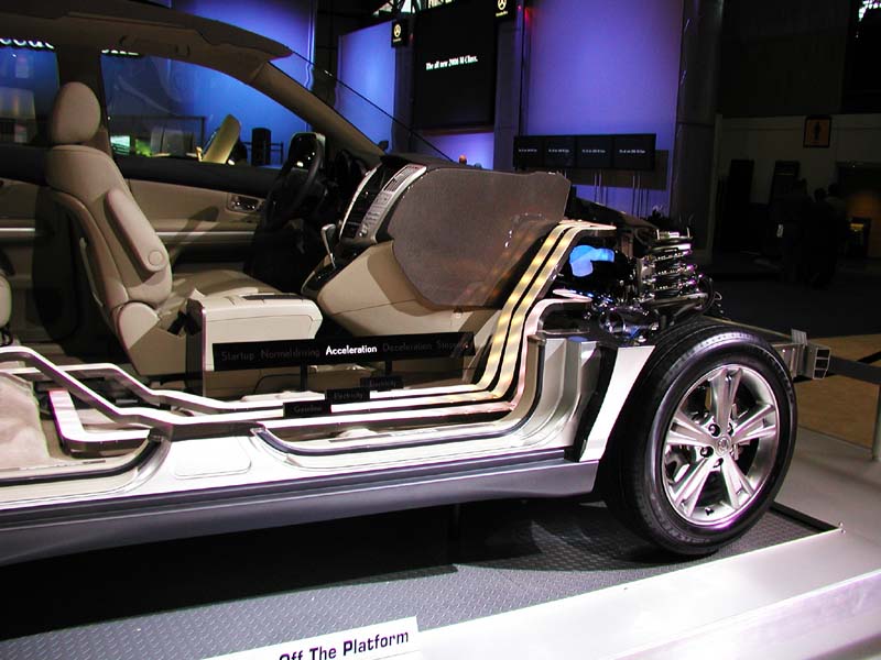 Lexus08