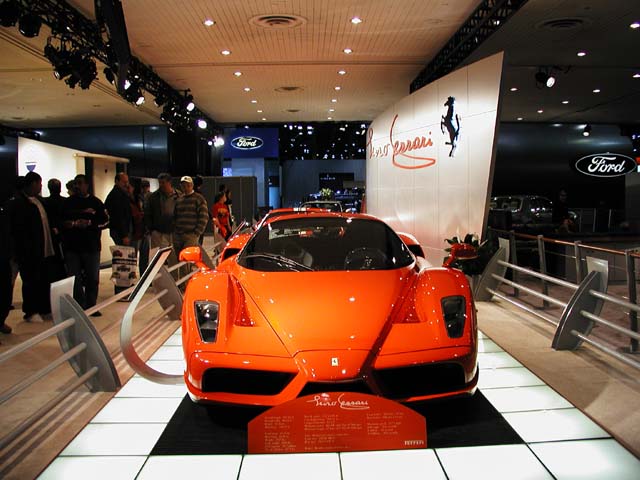 NYAutoShow-Ferrari-119